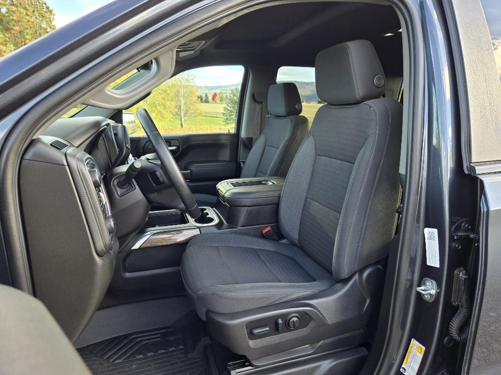 used 2022 Chevrolet Silverado 1500 car, priced at $44,995