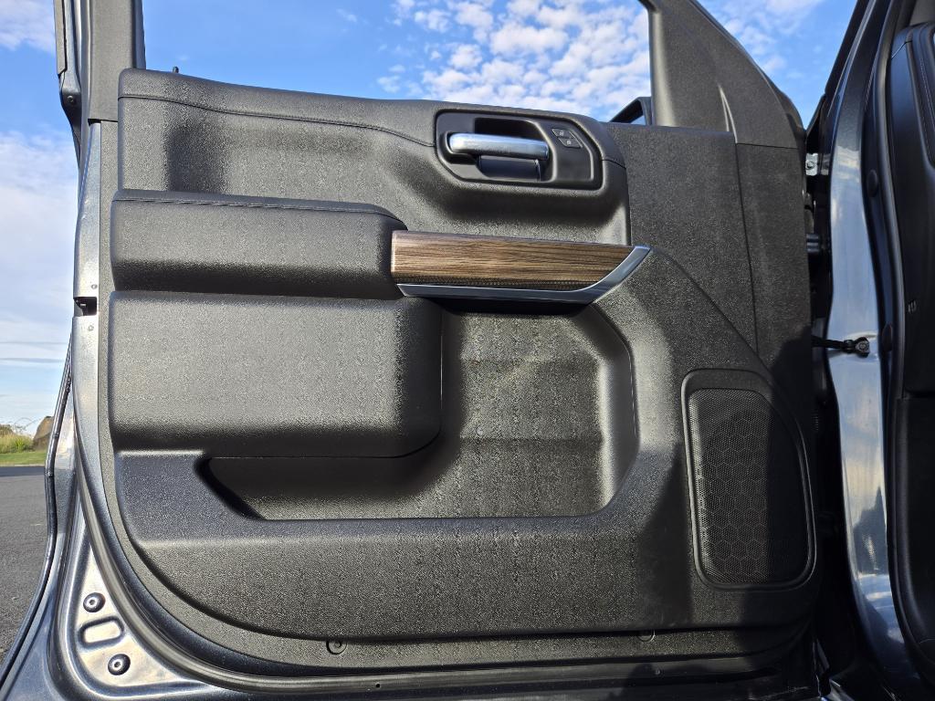 used 2022 Chevrolet Silverado 1500 car, priced at $44,995