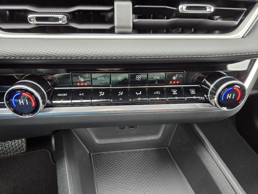 new 2026 Chevrolet Equinox car, priced at $35,310