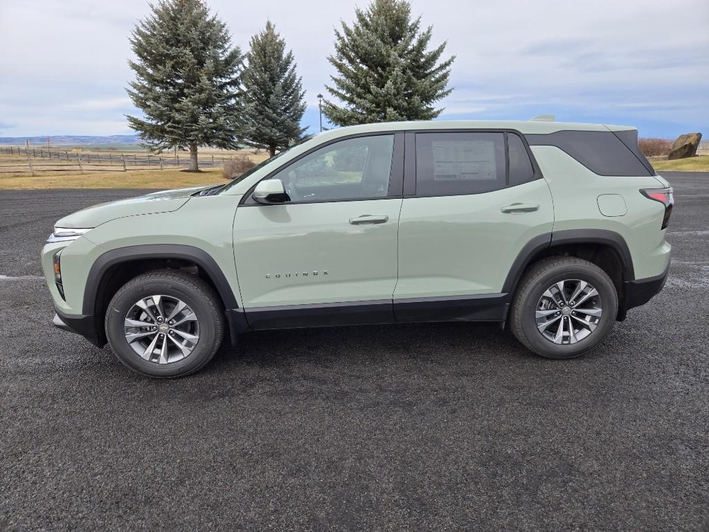new 2026 Chevrolet Equinox car, priced at $35,310