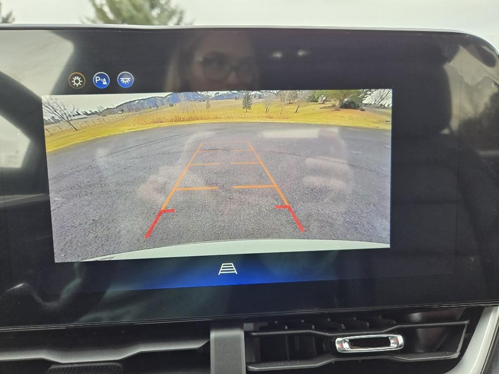 new 2026 Chevrolet Equinox car, priced at $35,310