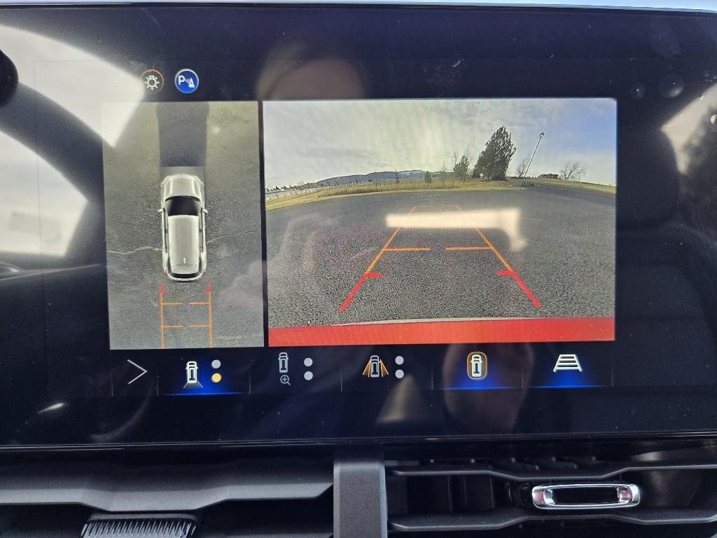 new 2026 Chevrolet Equinox car, priced at $35,310