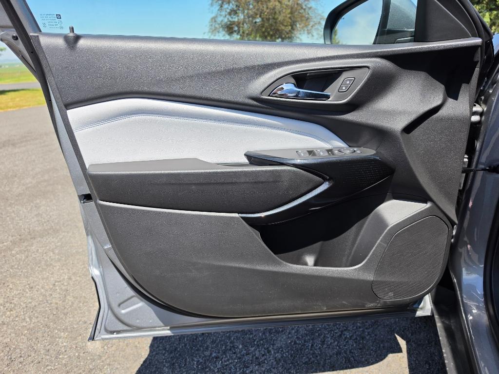 new 2026 Chevrolet Trax car, priced at $26,660
