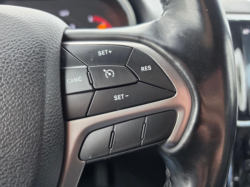 used 2020 Jeep Grand Cherokee car, priced at $26,995