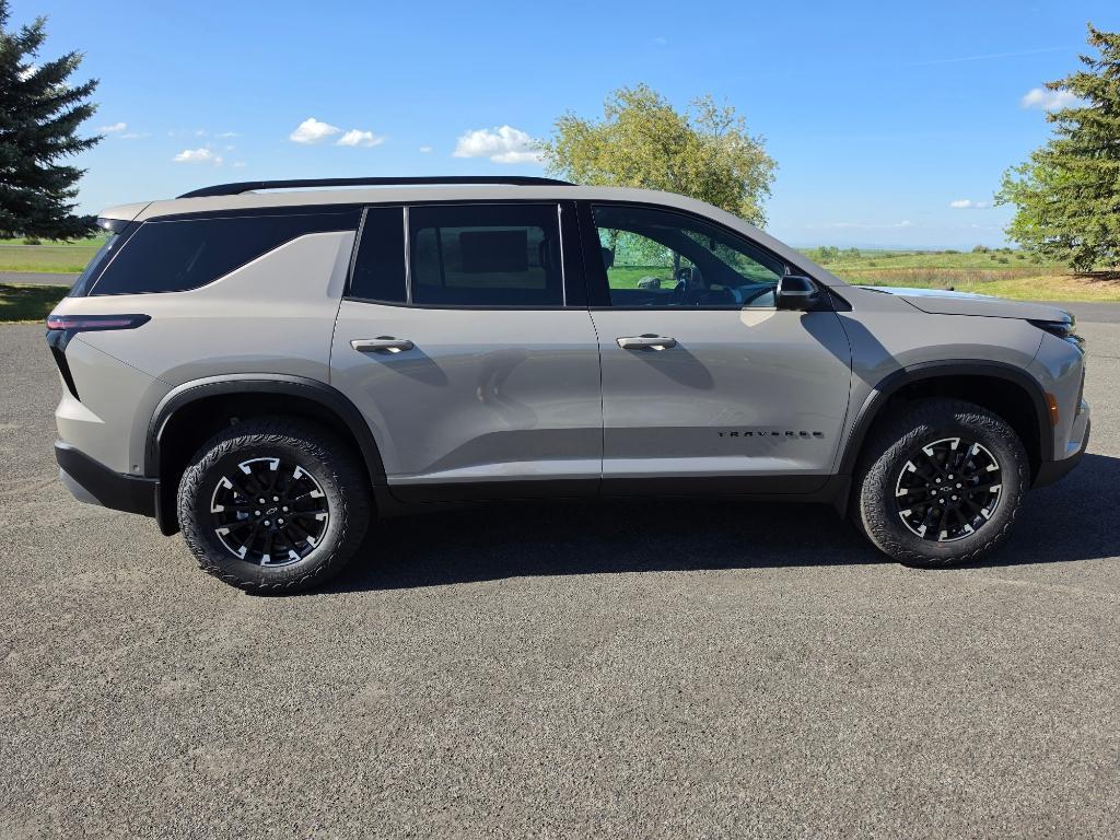 new 2026 Chevrolet Traverse car, priced at $58,425