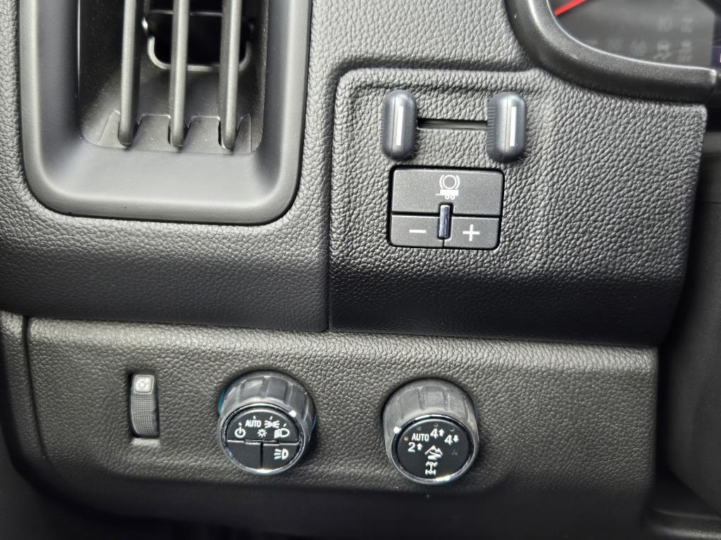 used 2021 Chevrolet Colorado car, priced at $42,995