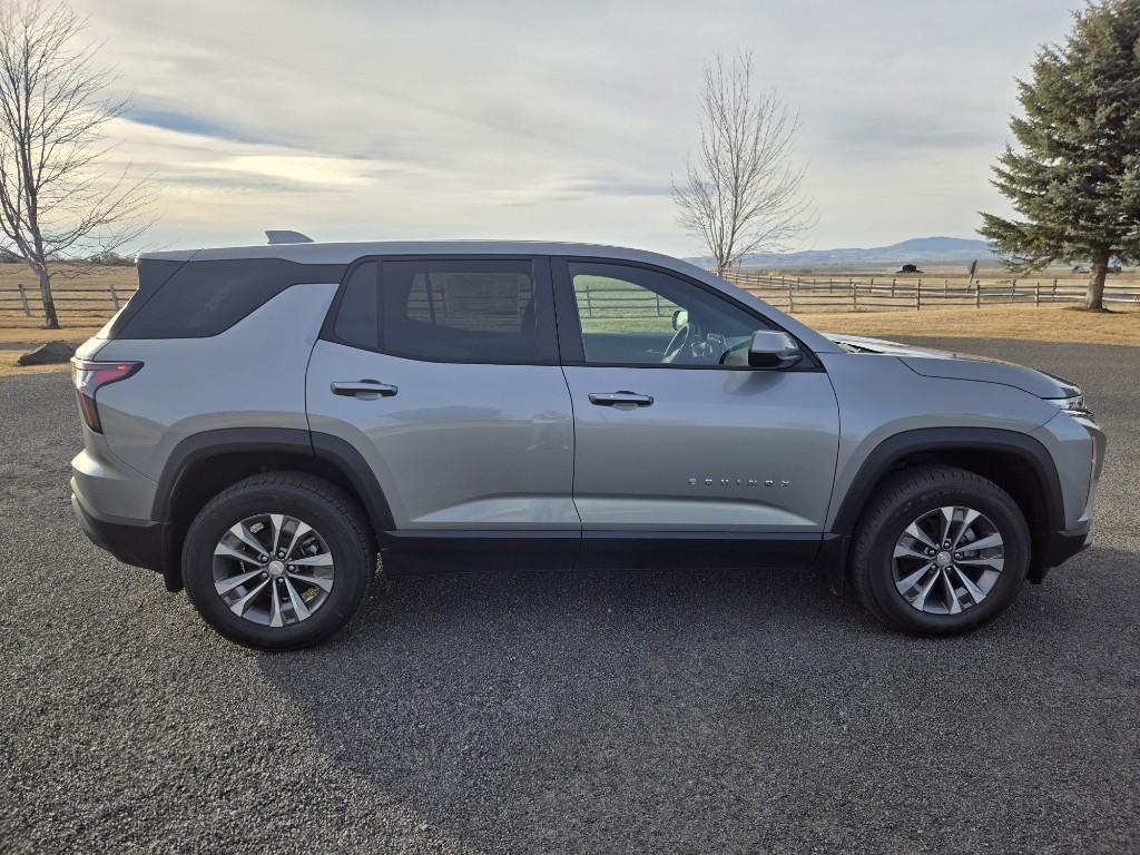 new 2026 Chevrolet Equinox car, priced at $33,870