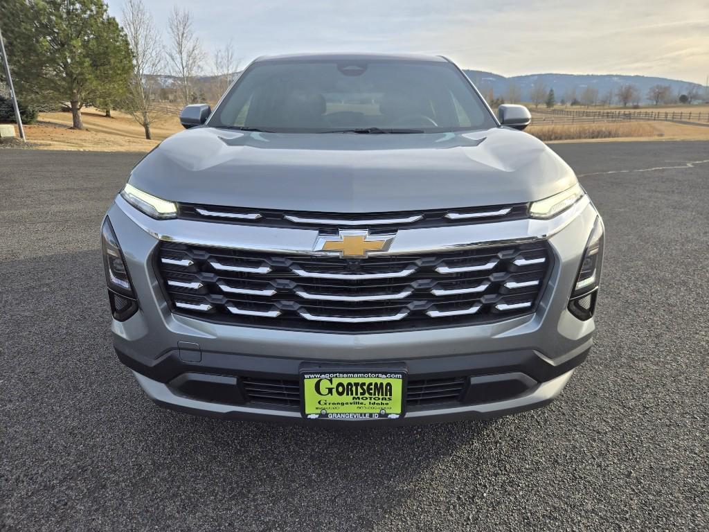 new 2026 Chevrolet Equinox car, priced at $33,870