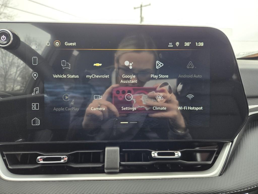 new 2026 Chevrolet Equinox car, priced at $33,870