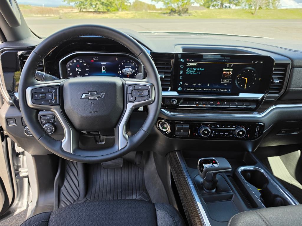 used 2024 Chevrolet Silverado 1500 car, priced at $47,995