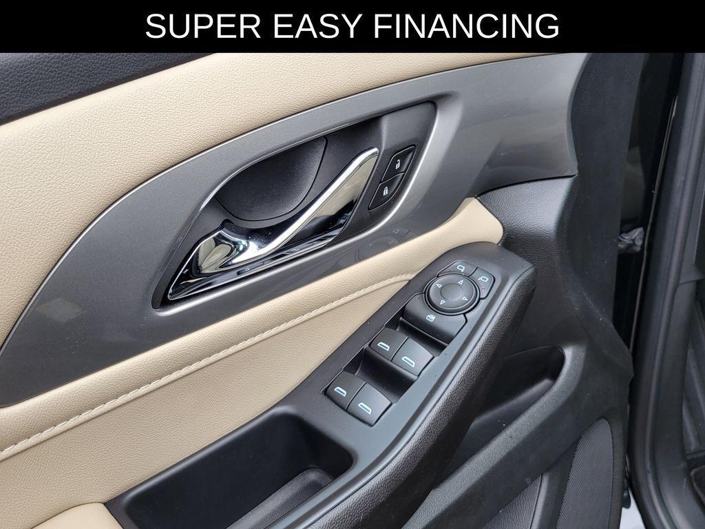 used 2022 Chevrolet Traverse car, priced at $25,917