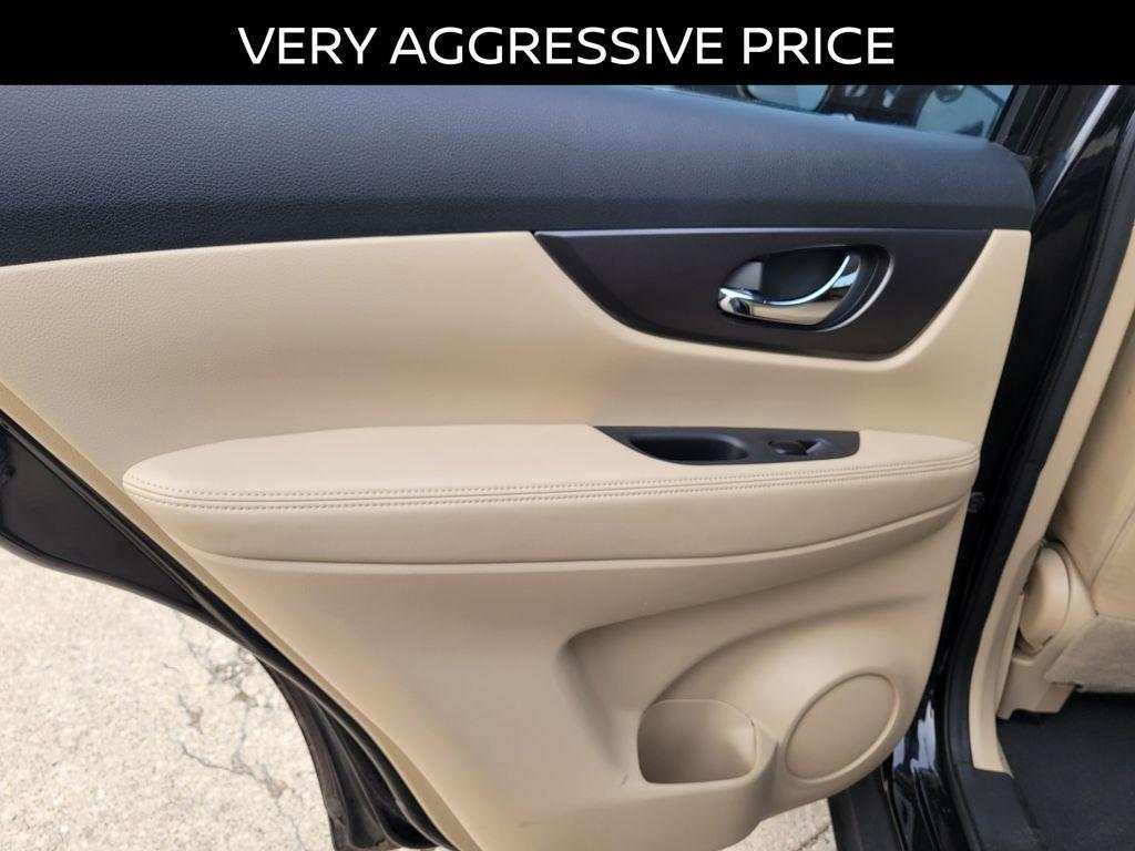 used 2016 Nissan Rogue car, priced at $13,125