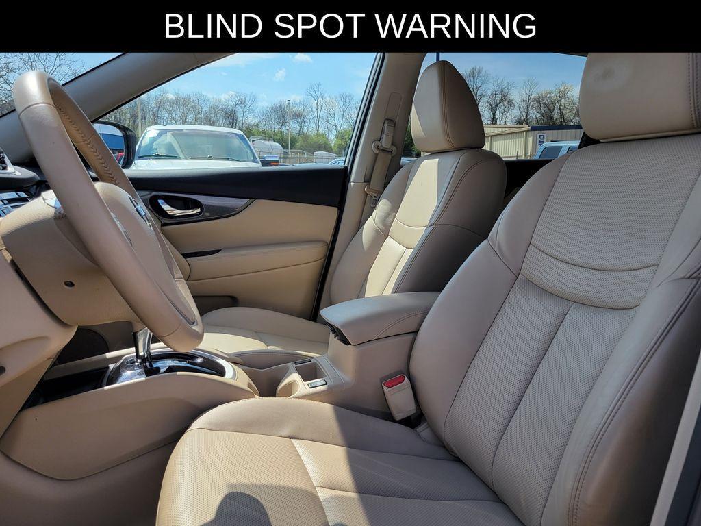 used 2015 Nissan Rogue car, priced at $13,899