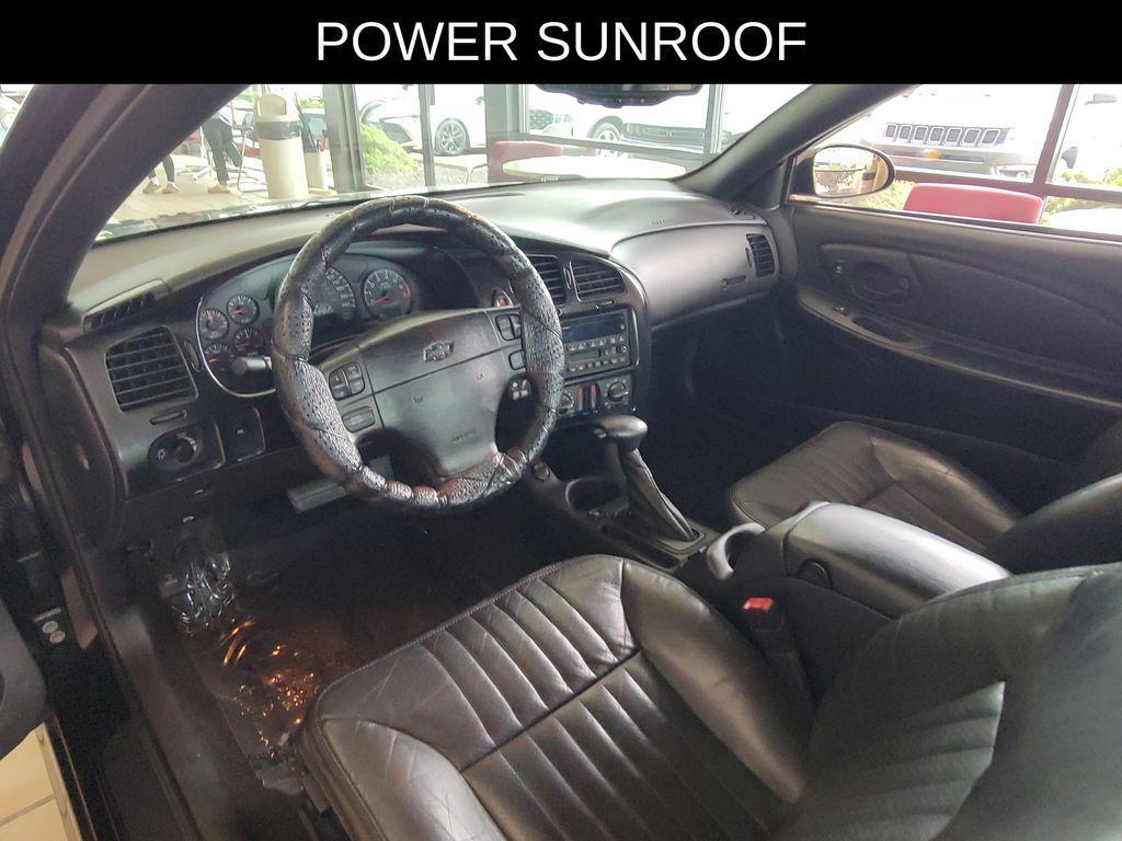 used 2004 Chevrolet Monte Carlo car, priced at $12,395