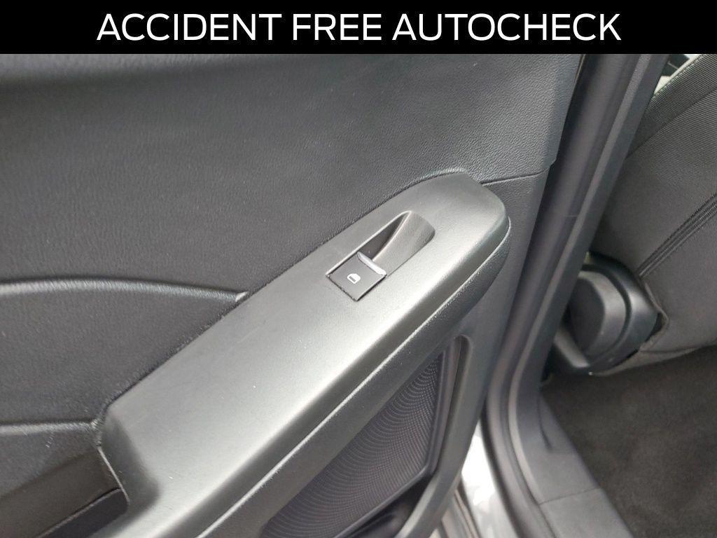 used 2022 Ford Escape car, priced at $19,999