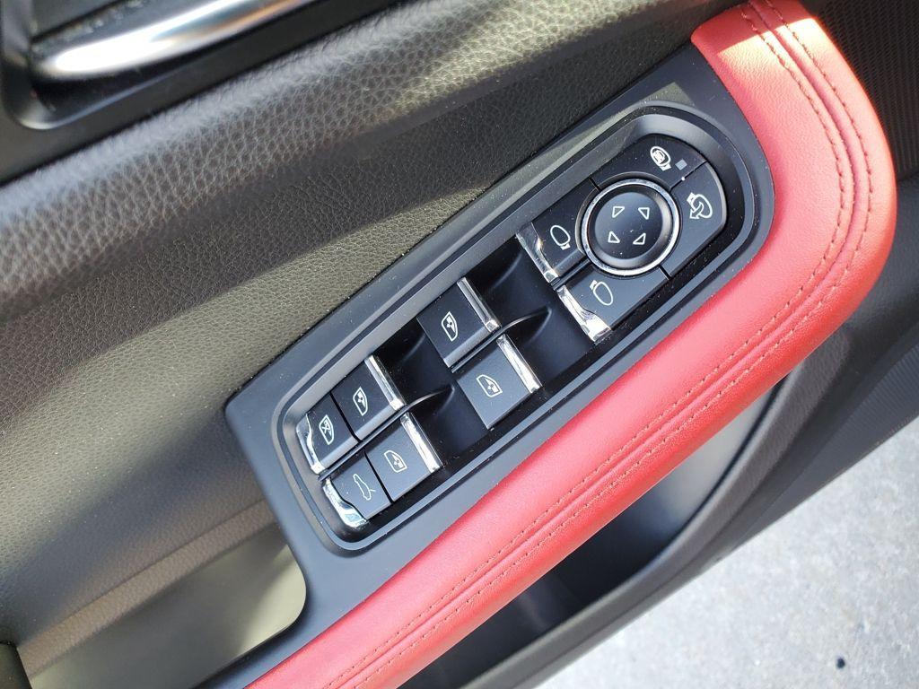 used 2019 Porsche Macan car, priced at $35,695