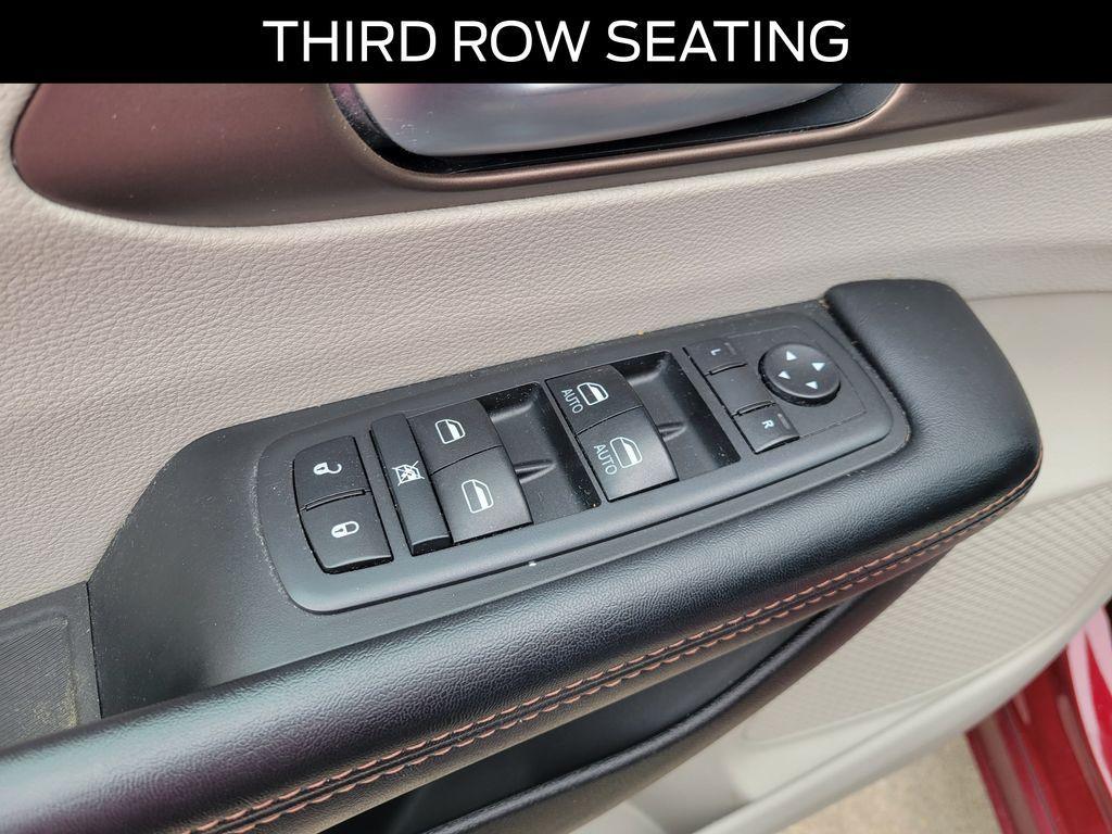 used 2018 Chrysler Pacifica car, priced at $14,923