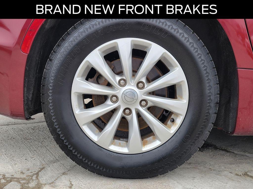 used 2018 Chrysler Pacifica car, priced at $14,923