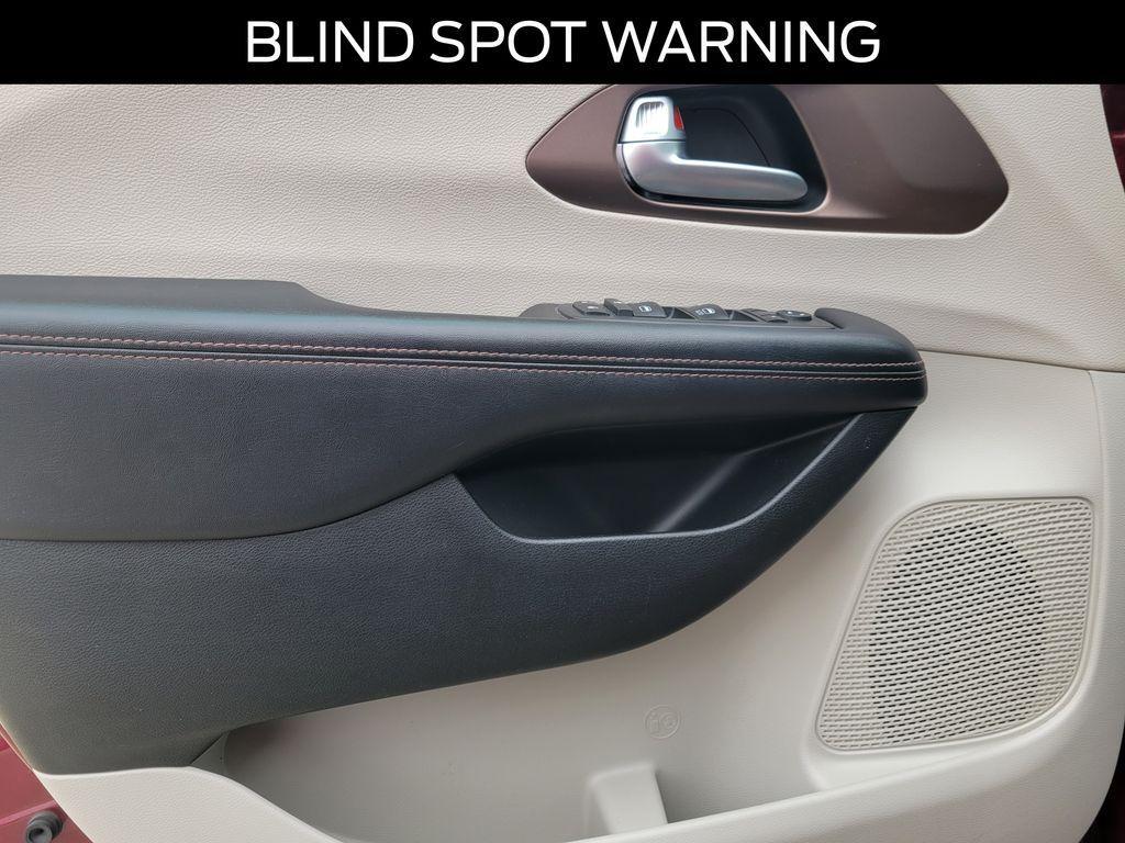 used 2018 Chrysler Pacifica car, priced at $14,923