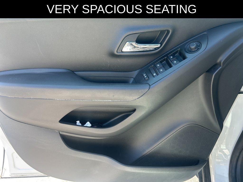 used 2020 Chevrolet Trax car, priced at $10,494