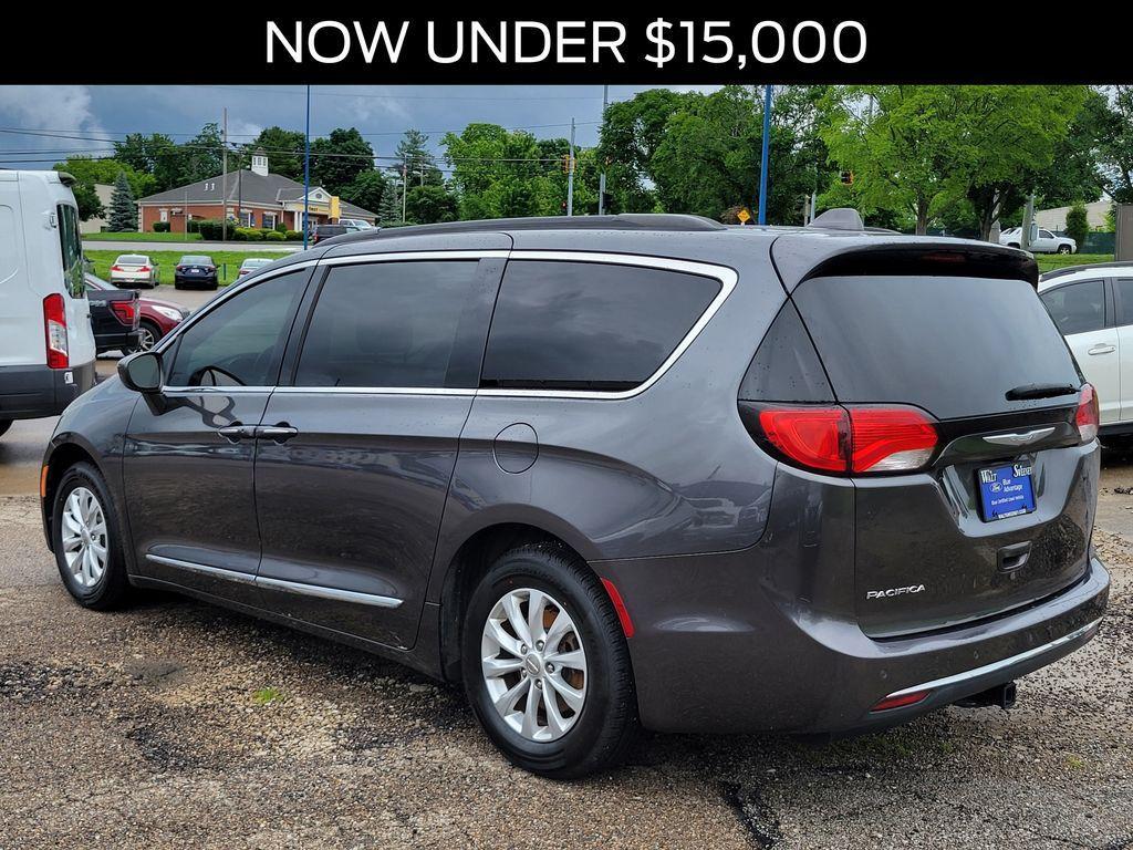 used 2017 Chrysler Pacifica car, priced at $14,433