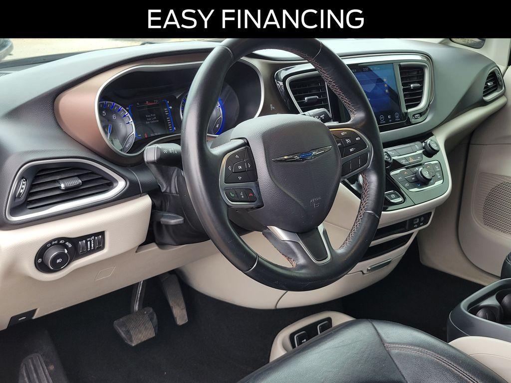 used 2017 Chrysler Pacifica car, priced at $14,433