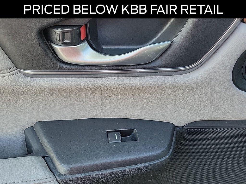 used 2017 Honda CR-V car, priced at $19,887