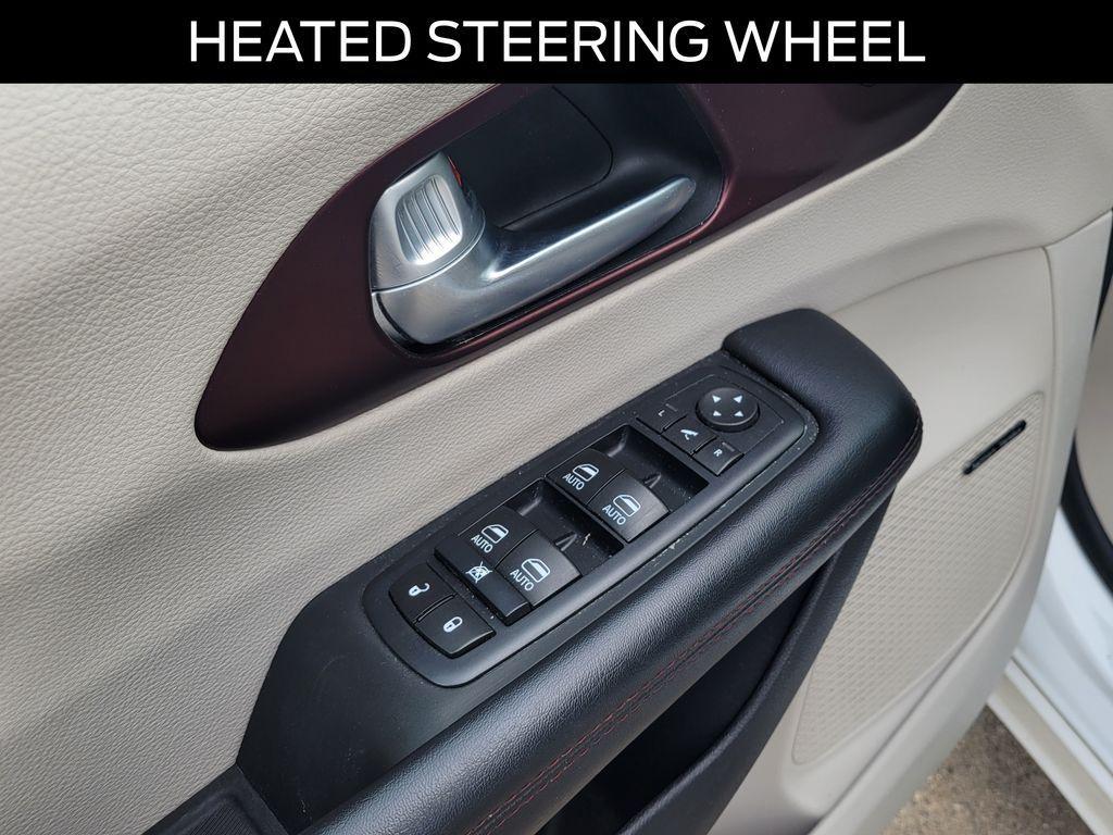 used 2017 Chrysler Pacifica car, priced at $15,292