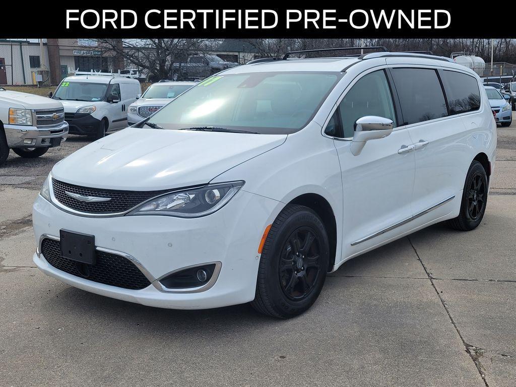 used 2017 Chrysler Pacifica car, priced at $15,292
