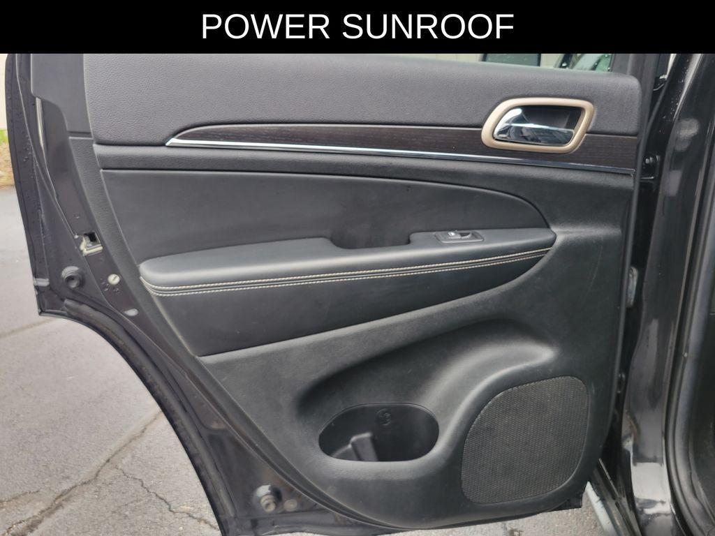 used 2014 Jeep Grand Cherokee car, priced at $12,497
