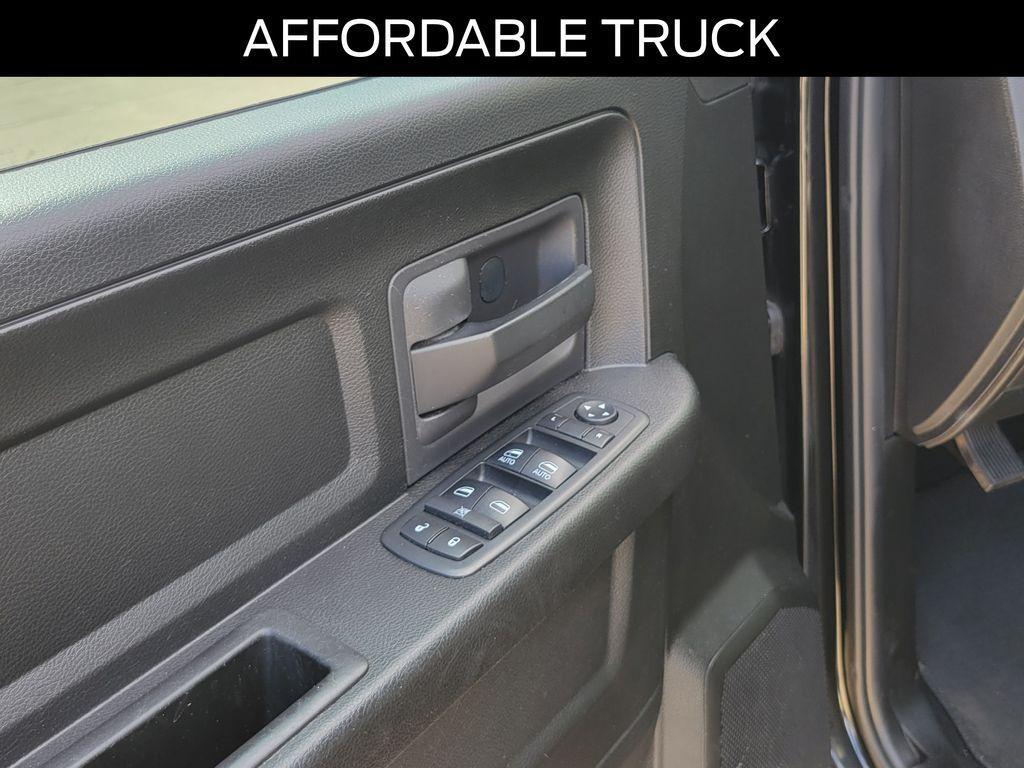 used 2019 Ram 1500 Classic car, priced at $21,261