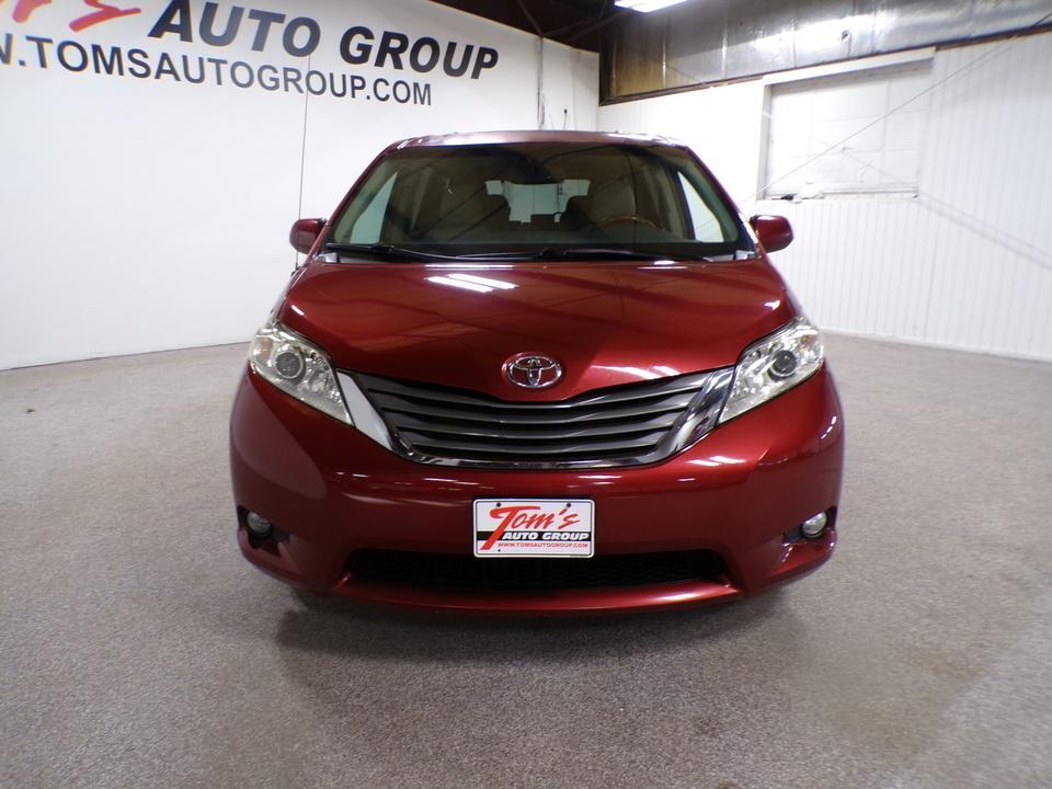 used 2013 Toyota Sienna car, priced at $7,495