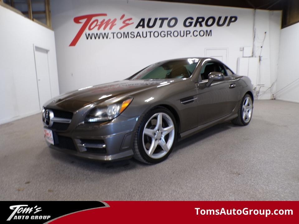 used 2015 Mercedes-Benz SLK-Class car, priced at $16,495