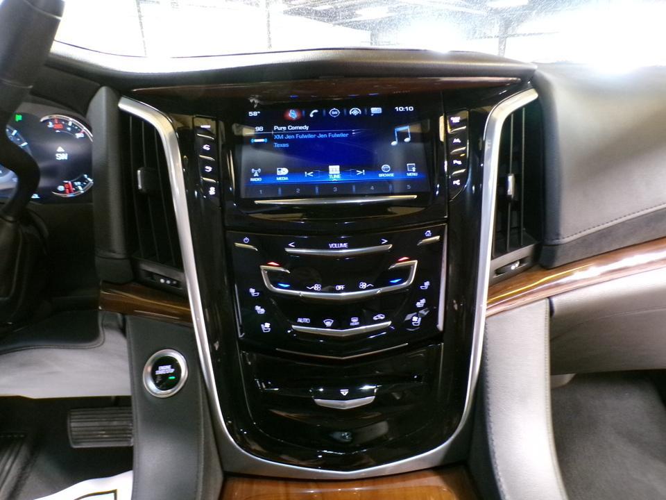 used 2020 Cadillac Escalade car, priced at $36,995