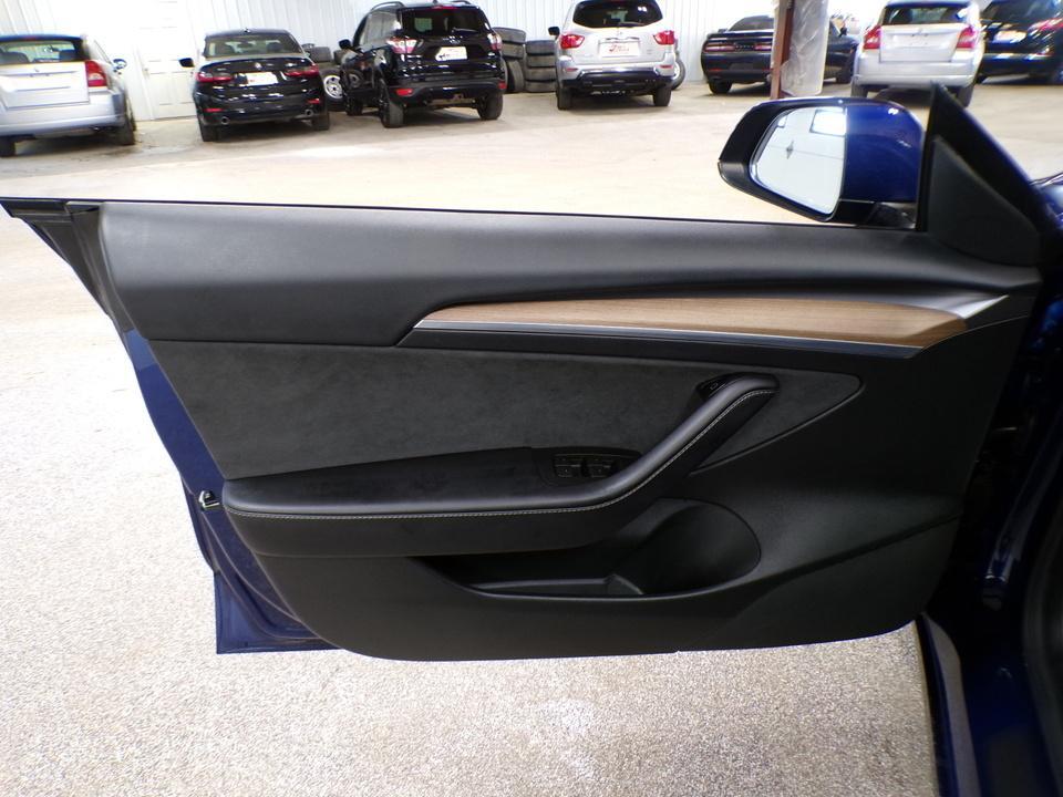 used 2021 Tesla Model 3 car, priced at $20,995