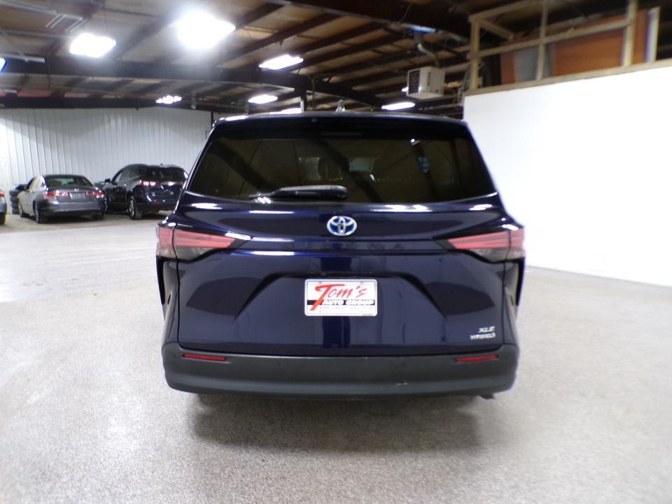 used 2021 Toyota Sienna car, priced at $27,995