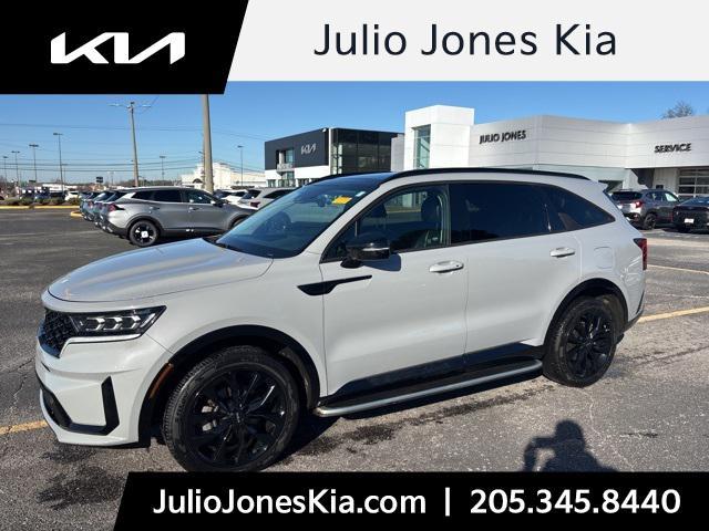 used 2022 Kia Sorento car, priced at $25,489