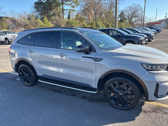 used 2022 Kia Sorento car, priced at $25,489