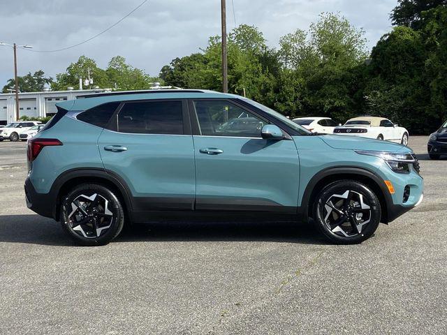 new 2026 Kia Seltos car, priced at $28,405