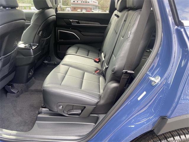 new 2025 Kia Telluride car, priced at $44,395