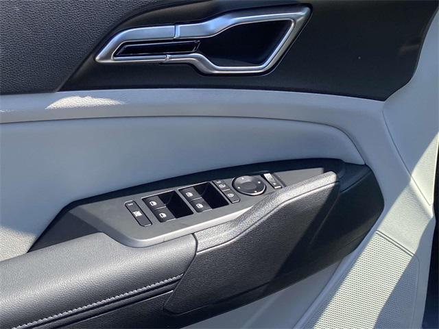 new 2026 Kia Sportage Hybrid car, priced at $36,660