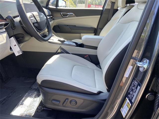new 2026 Kia Sportage Hybrid car, priced at $36,660