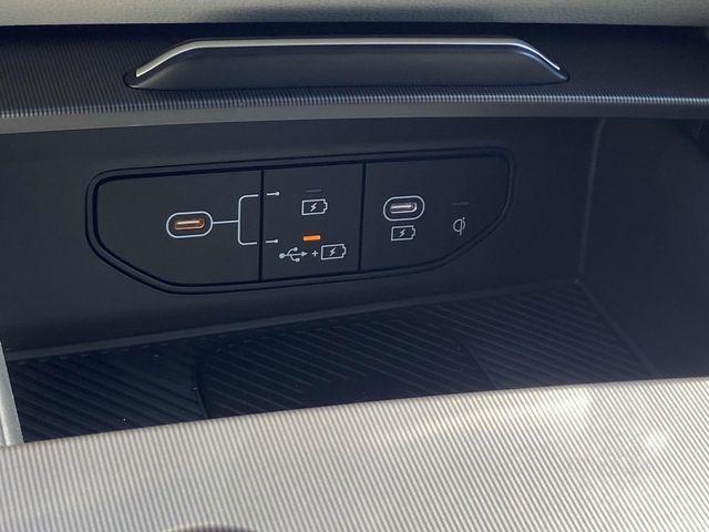 new 2026 Kia Sportage Hybrid car, priced at $36,660