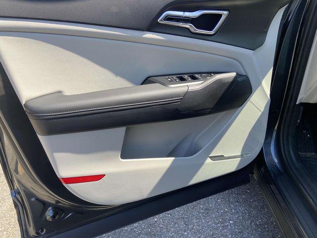 new 2026 Kia Sportage Hybrid car, priced at $36,660