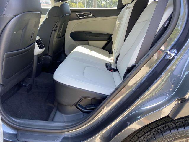 new 2026 Kia Sportage Hybrid car, priced at $36,660