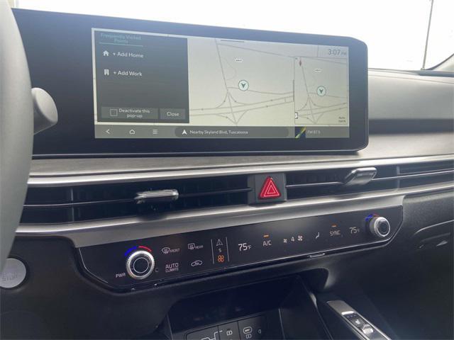 new 2025 Kia Sorento car, priced at $43,925