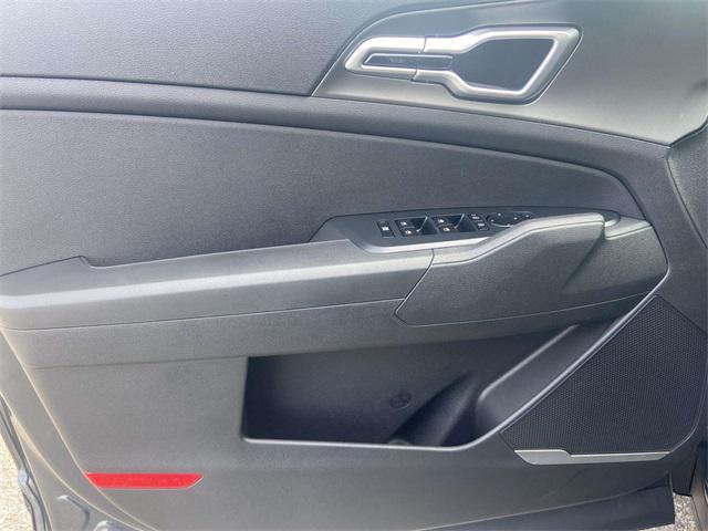 new 2026 Kia Sportage Hybrid car, priced at $31,735