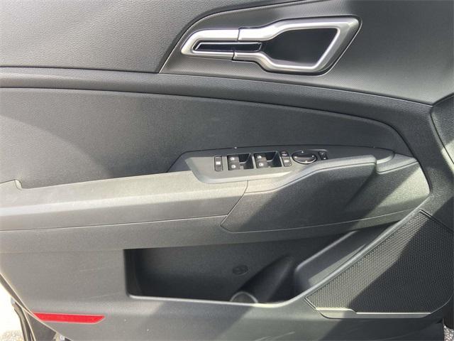 new 2026 Kia Sportage Hybrid car, priced at $31,985