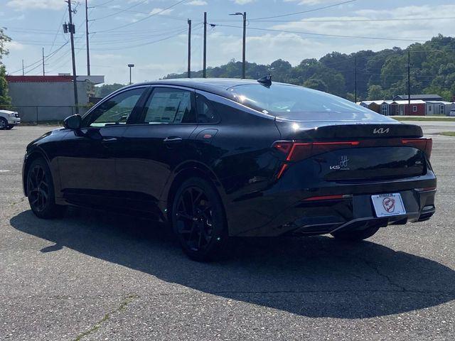 new 2026 Kia K5 car, priced at $33,080