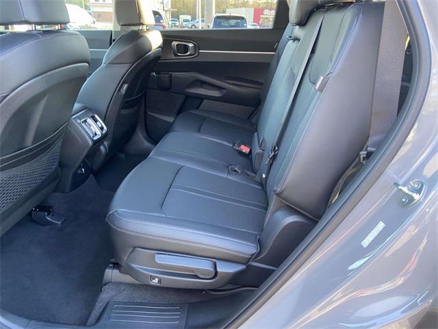 new 2026 Kia Sorento car, priced at $38,330